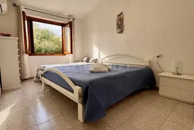 Casa Indipendente in vendita, Via Elba, Arzachena