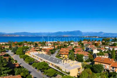 Ufficio in vendita, Via Divisione Acqui, Sirmione