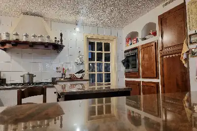 Villa in vendita, Via Montiglioni, Grottaferrata