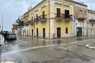 Casa Indipendente in vendita, zona Centrale , San Ferdinando di Puglia
