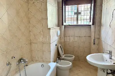 Casa in vendita, Viale Giuseppe Serrecchia, Monterotondo