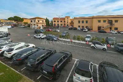 Stabile Uso Ufficio in vendita, Via Tiburtina , Roma