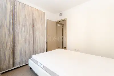 Casa in vendita, Via Carlo Farini, Milano