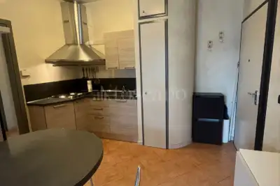 Casa in affitto, Via Cola Montano, Milano