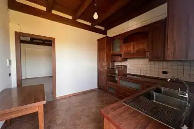 Casa Indipendente in vendita, Via Siclari Concessa, Reggio di Calabria