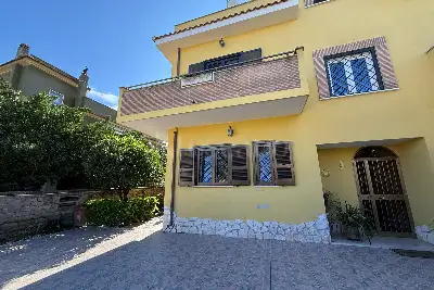Villa Bifamiliare in vendita, Via Mario Aramu, Fiumicino