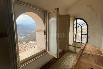 Casale in vendita, Via del Carmine , Monteleone di Spoleto