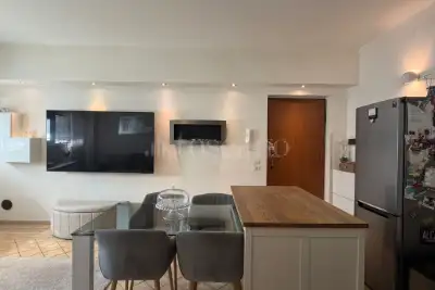 Casa in vendita, Via Monasterace, Roma