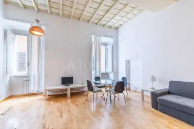 Casa in vendita, Via Monterone, Roma