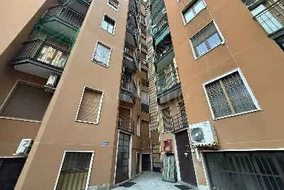 Laboratorio in vendita, Via Vespri Siciliani, Milano
