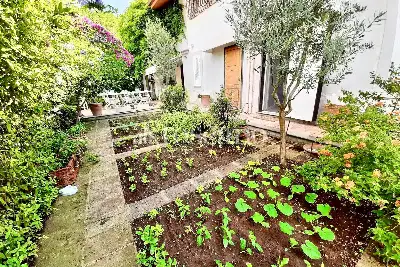 Villa Plurifamiliare in vendita, Via Domenico de Santis, Cerveteri