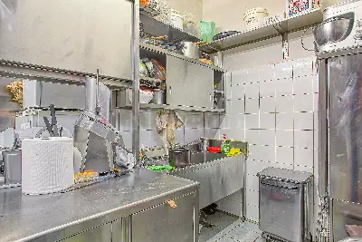 Attività Commerciale in vendita, Piazza Papa Giovanni XXIII, Luino