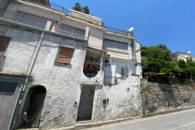 Casa Indipendente in vendita, Via Nazionale, Letojanni