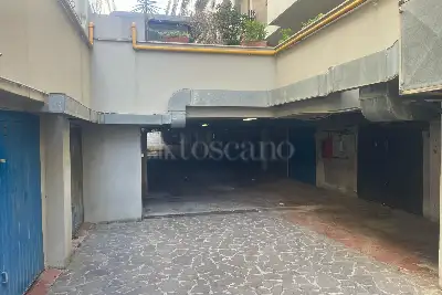 Box in vendita, via corrado del greco, Roma