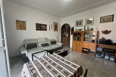 Casa in vendita, Via Lorenteggio, Milano
