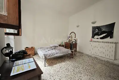 Casa in vendita, Via Camollia, Siena