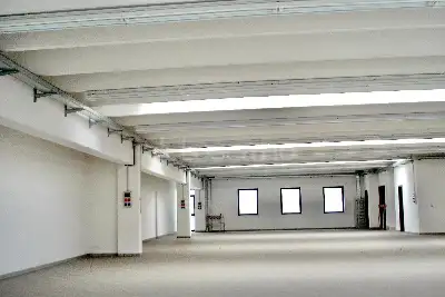 Negozio in affitto, Via Francesco Tedesco, Avellino