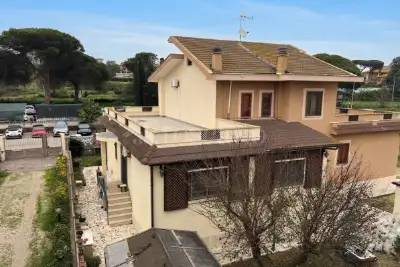 Villa Bifamiliare in vendita, Via Filippo Cuggiani, Fiumicino