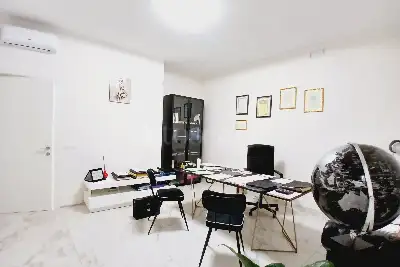 Negozio in vendita, Via Emanuele Filiberto, Roma