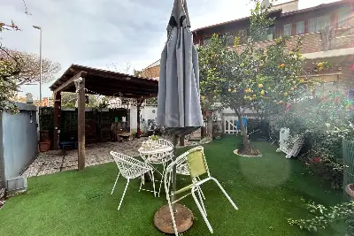 Villino a Schiera in vendita, Via Monte Cauriol, Fiumicino