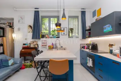 Laboratorio in vendita, Via Lario, Milano