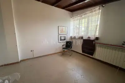 Casa in vendita, Via Carlo Albizzati, Roma