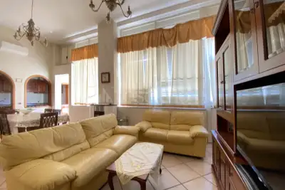 Casa in vendita, Via F. Crispi, Santa Teresa di Riva