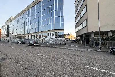 Laboratorio in vendita, Via Lago di Nemi, Milano