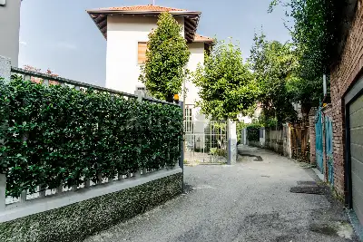 Villa in vendita, Via Privata Bitonto, Milano