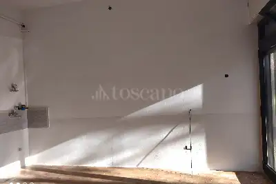 Negozio in affitto, VIA PUCCINI adiacenze, Trieste