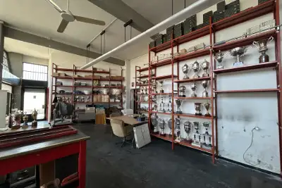 Negozio in vendita, Via Portuense, Roma