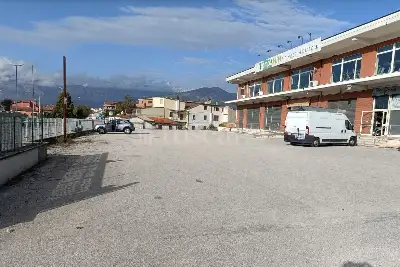 Negozio in affitto, Via Sandro Pertini Avezzano, Avezzano