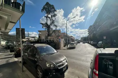 Negozio in vendita, Via Monte Grappa, Scafati