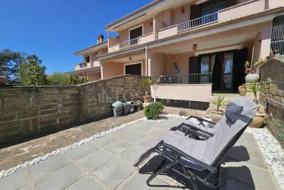 Villino a Schiera in vendita, Via della Stazione, Anzio