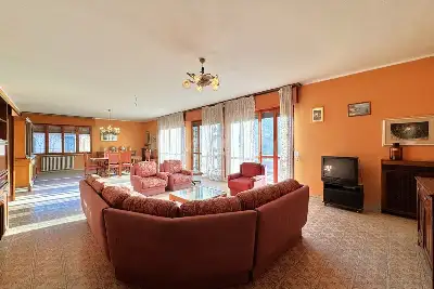 Casa in vendita, Viale della Repubblica, Peschiera del Garda
