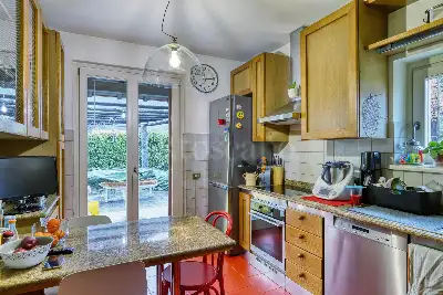 Villa in vendita, Via Luigi Pirandello, Besano