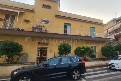 Casa in vendita, Via S. Pellico, Pomezia