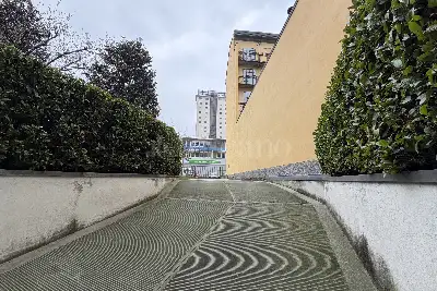 Box in vendita, Via Savona, Milano