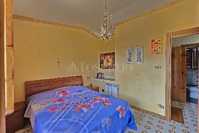 Villino a Schiera in vendita, Via Signa, Pomezia