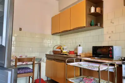 Casa in vendita, Via Carlo Avolio, Roma