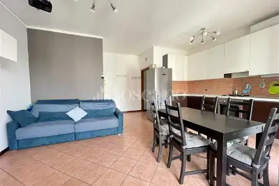 Casa in affitto, Via del Pettirosso, Milano