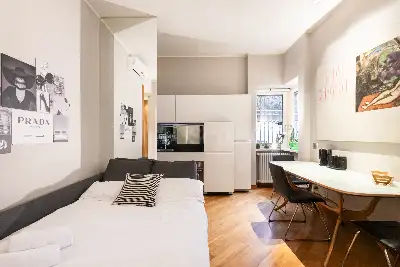 Casa in vendita, Via Chiossetto, Milano