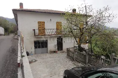 Casale in vendita, Via Madonna del Piano, Contigliano