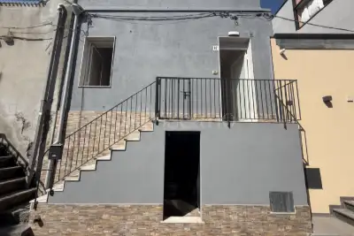 Casa Indipendente in vendita, Via Dietro Chiesa, Aci Castello