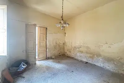 Casa Indipendente in vendita, Via Masaniello, Catania
