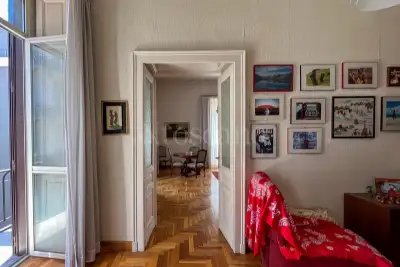 Casa in vendita, Piazza Giuseppe Garibaldi, Napoli