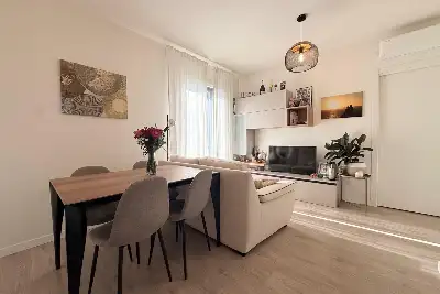 Casa in vendita, Via Eugenio Colorni, Milano