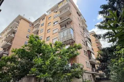 Casa in vendita, Via Raffaele Calzini, Roma
