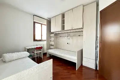 Casa in vendita, Via Angelo Inganni, Milano