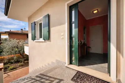 Villa in vendita, Via Castelletto, Pozzolengo